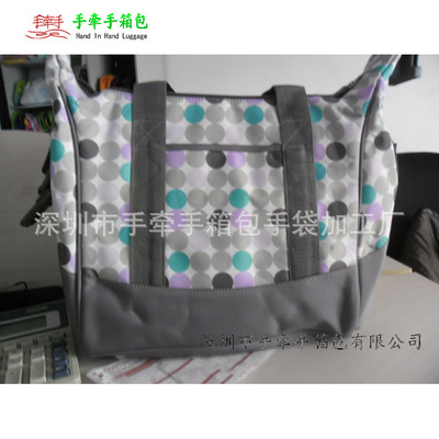【深圳媽咪袋加工廠承接代加工媽咪包定制定做訂單 500起量大更優(yōu)】?jī)r(jià)格,廠家,圖片,媽咪包,深圳市手牽手箱包手袋加工廠-